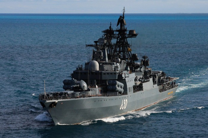 Chiến hạm Admiral Chabanenko số hiệu 650